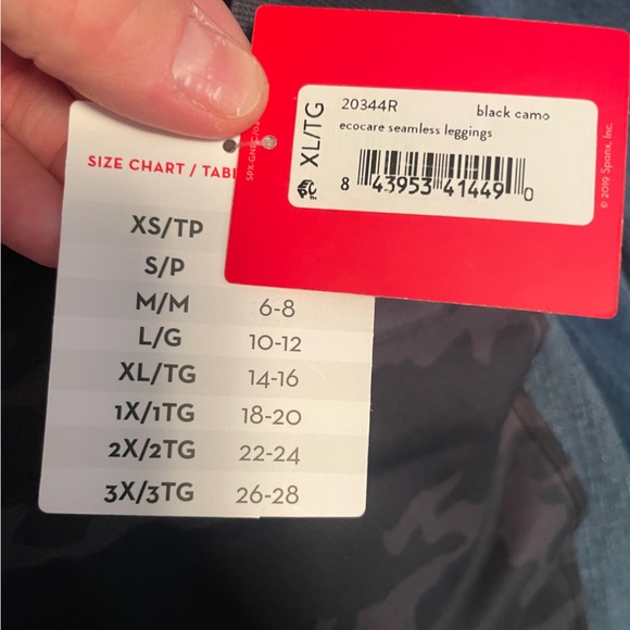 Spanx camo legging - Picture 2 of 3